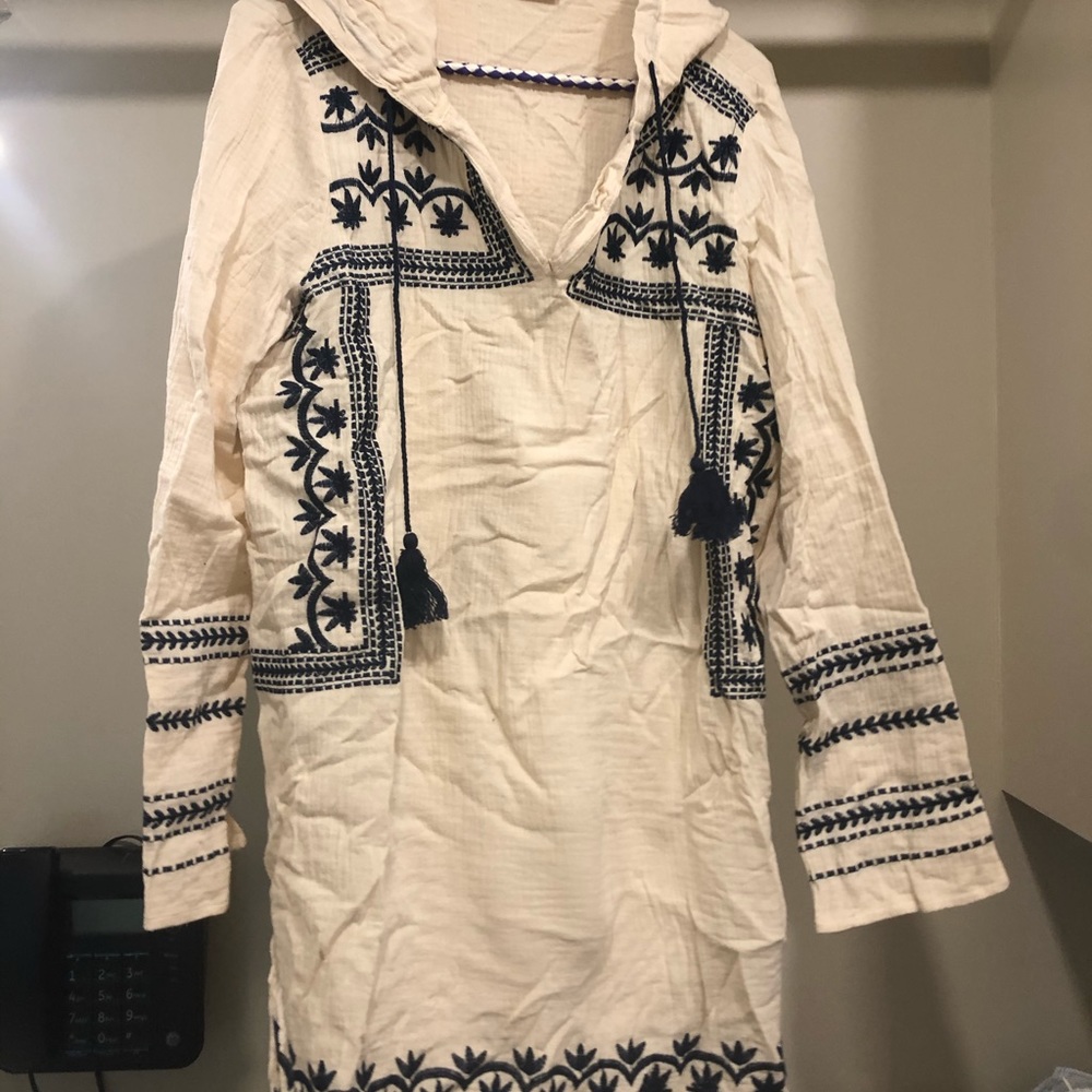 Three birds nest pull over dress